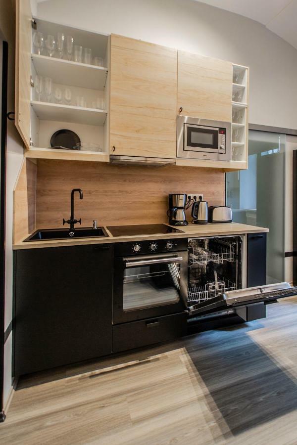 פראג Stylish Apartments Close To Eden Garden מראה חיצוני תמונה