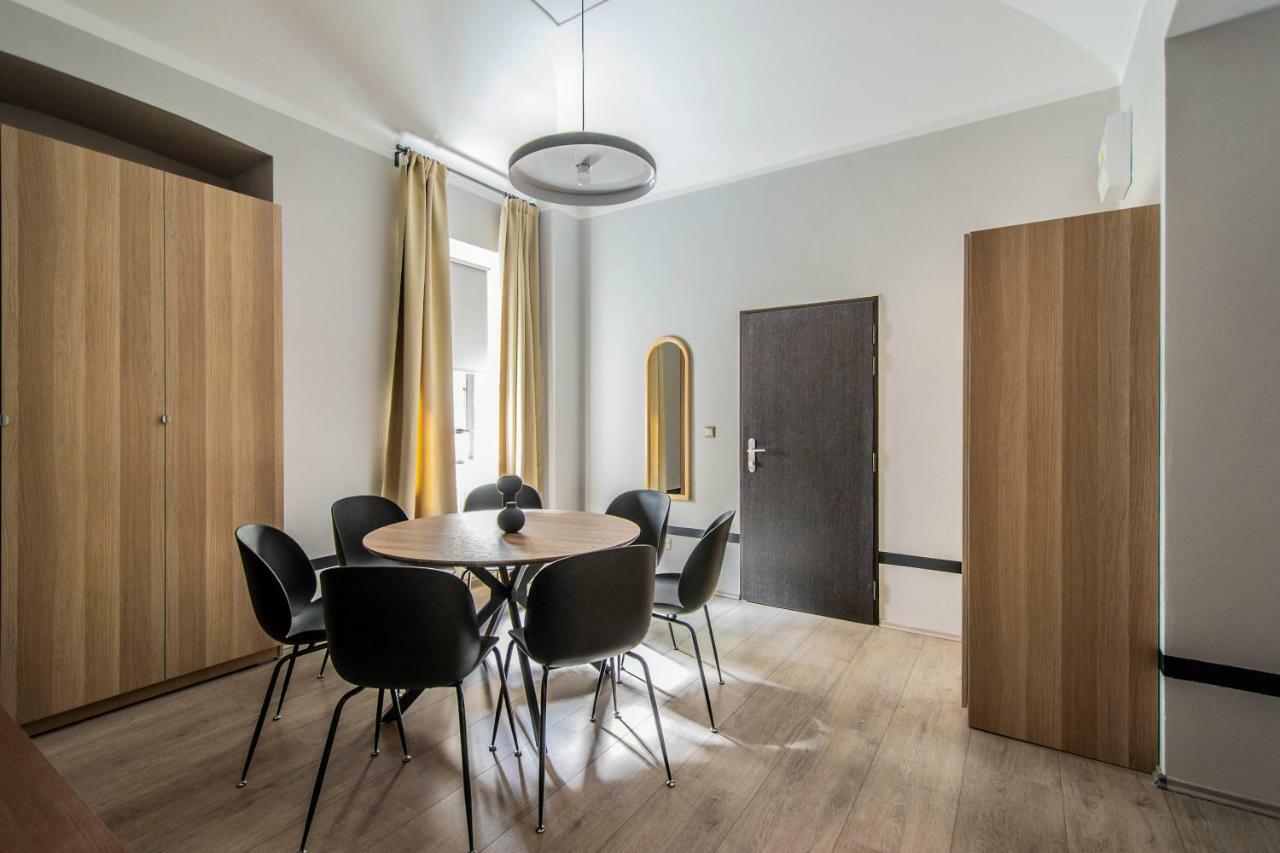 פראג Stylish Apartments Close To Eden Garden מראה חיצוני תמונה